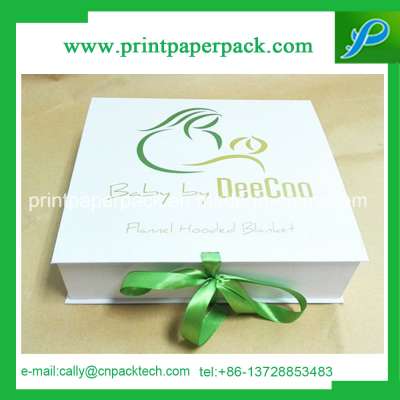 Rigid Paper Printing Gift Box with Ribbon Tie Closed